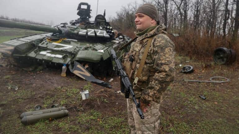 Ukraine reports rapid push back of Russian troops on two fronts