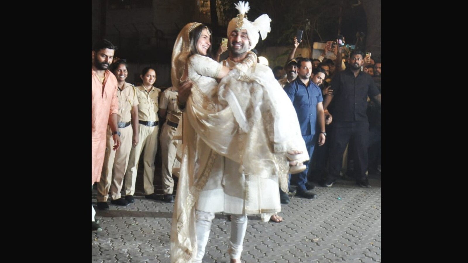 Ranbir Kapoor, Alia Bhatt Wedding: Spotted At Ranbir Kapoor's Mumbai Home,  A Taxi Delivering Sabyasachi Outfits