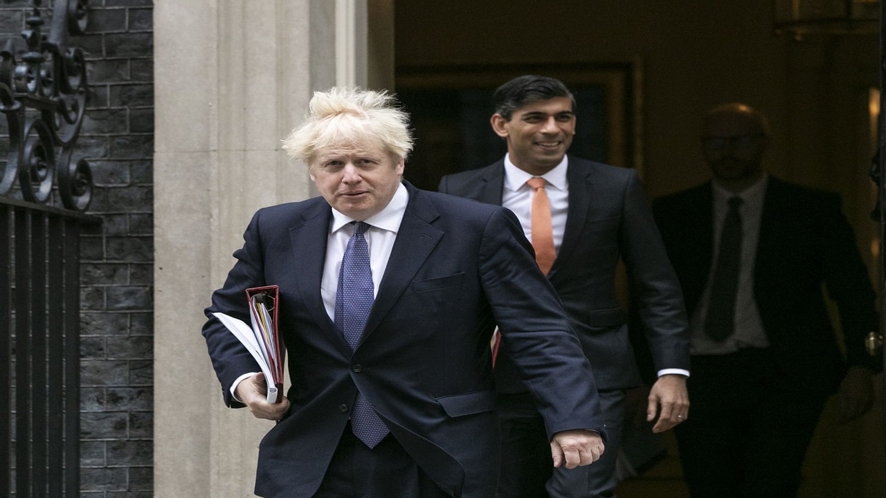 Rishi Sunak’s rating sinks after UK mini-budget and wife’s bad press