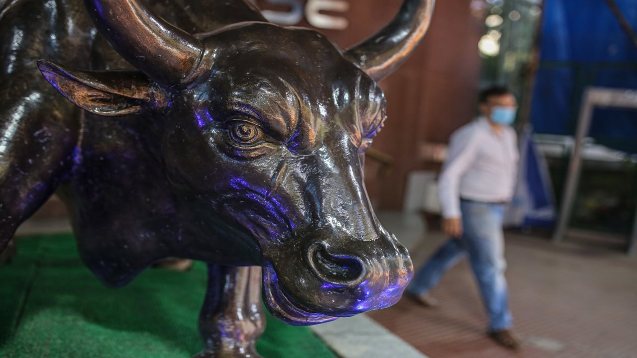 IPO Frenzy: Rs 2.5 lakh crore garnered by 5 public issues last week