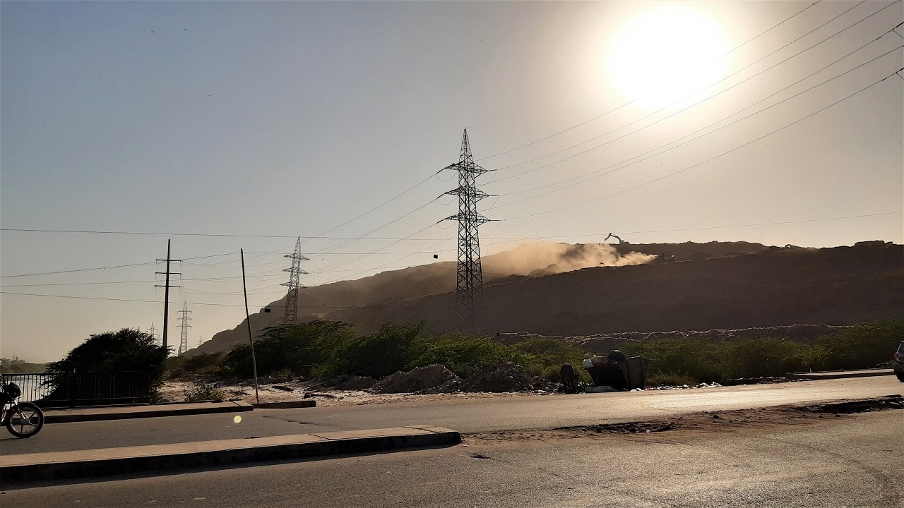 Smoke, stench and filth: Life around a landfill