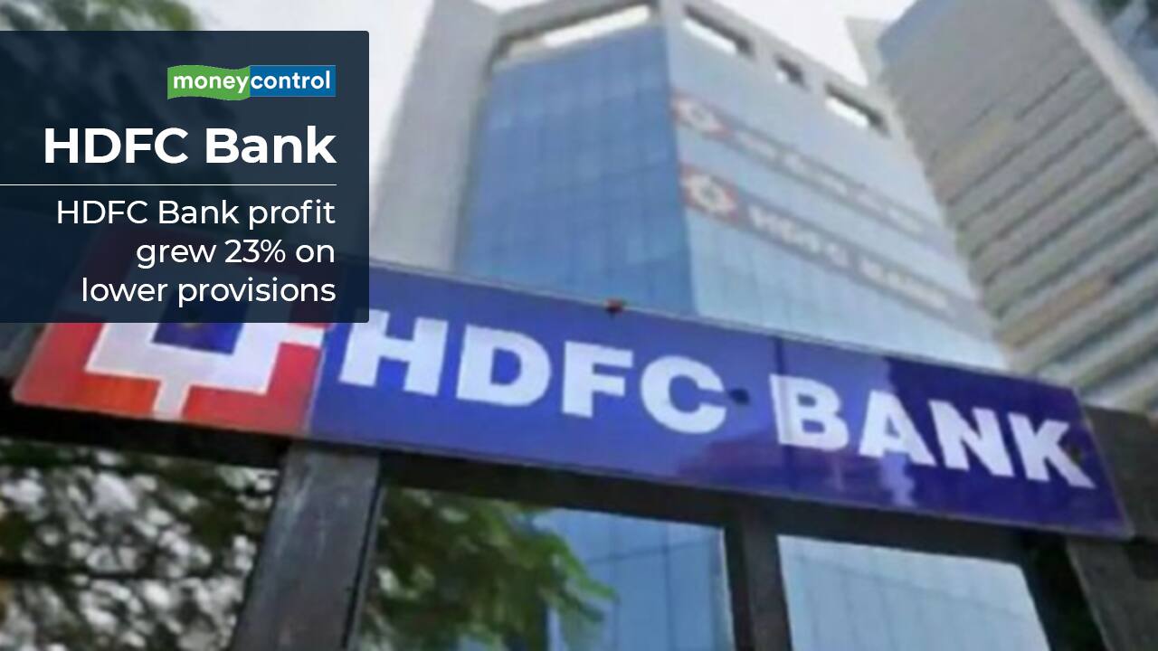 HDFC Bank targets issuing one million credit cards a month