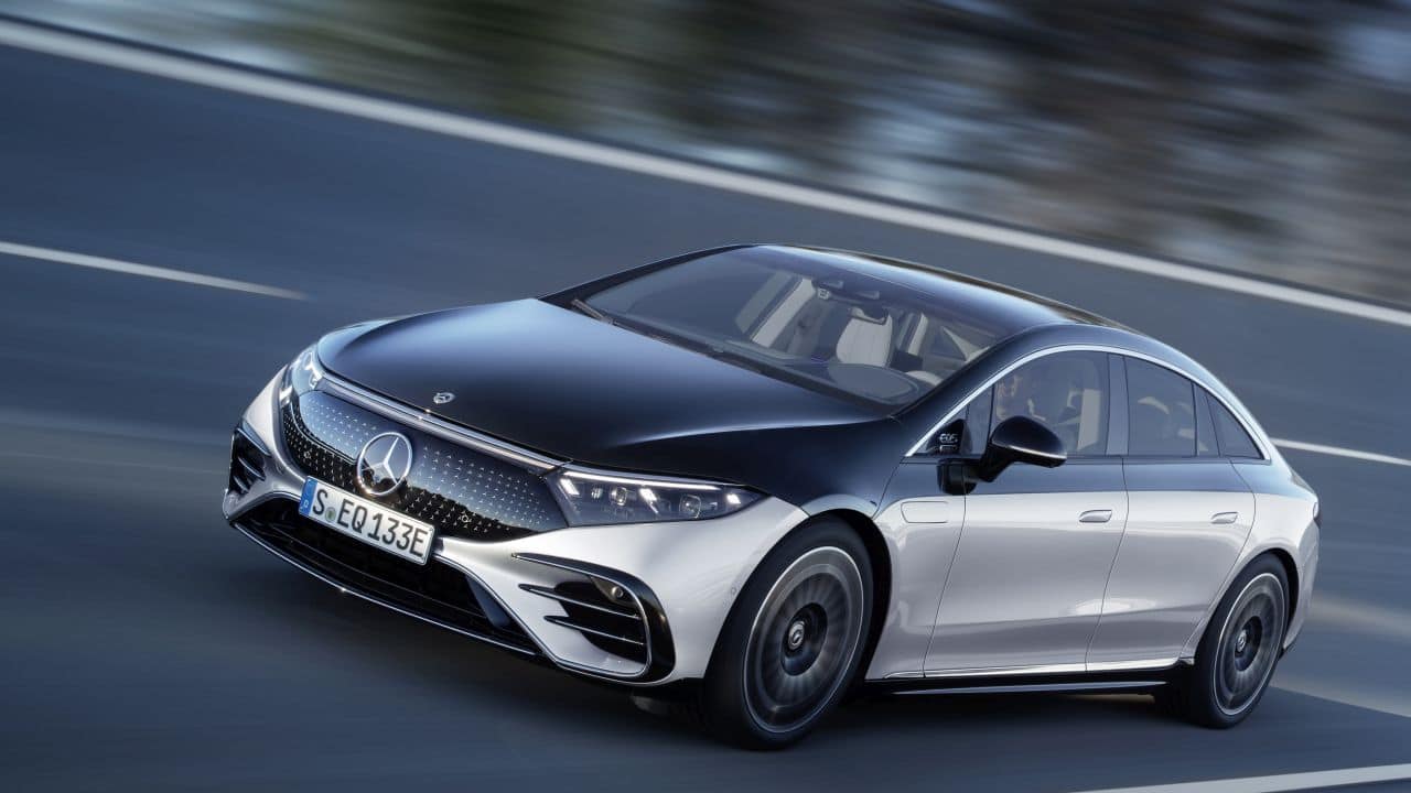 Mercedes-Benz EQS | And finally, the cream of the crop, the Mercedes-Benz EQS sedan. Set to come to India sometime towards the end of the year and will be the company’s flagship EV when launched. It is expected to be available in two trims – EQS 450+ and the EQS 580 4MATIC. Powering the base spec 450+ is a single RWD motor that produces 328 hp of power and 568 Nm of torque. The top-spec 580 4MATIC on the other hand is powered by two electric motors that combined churn out 516 hp of maximum power and 855 Nm of peak torque. The EQS is loaded to the brim with technology. The top-spec trim gets the hyperscreen, an all-glass dashboard complete with three displays that seamlessly flow into each other. While the conventional instrument cluster and infotainment system are present, the third display sits in front of the passenger allowing them to control the entertainment needs of the car. The biggest news about the EQS, however, is that it will be locally assembled at Mercedes’ Chakan facility allowing for fairly lower prices when compared to full imports. (Image: Mercedes)