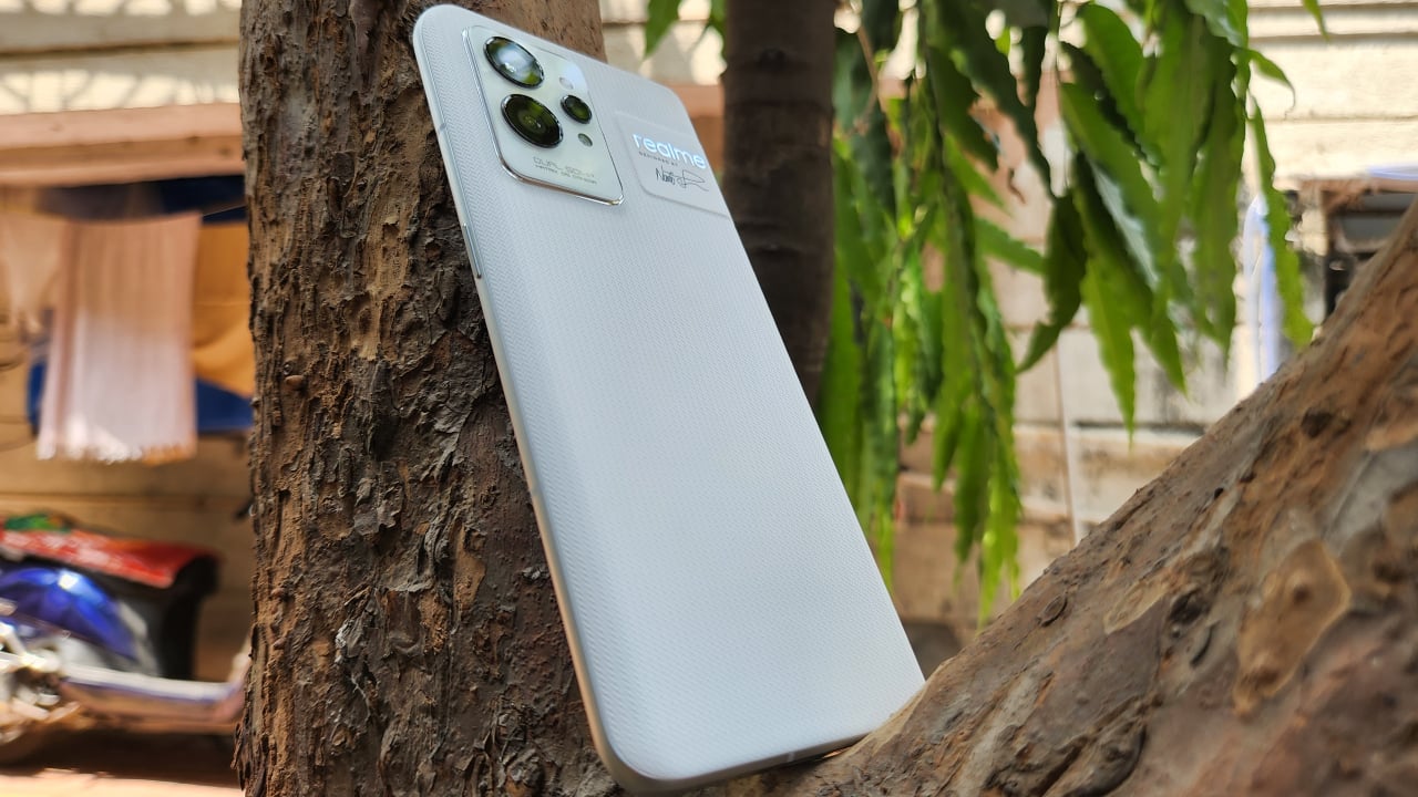 Realme GT 2 Pro Review: Realme's most powerful and capable smartphone –  ever