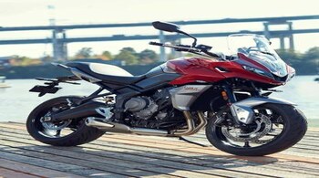 The Tiger Sport 660 is a far more striking machine than the Trident, since it’s significantly larger and taller
