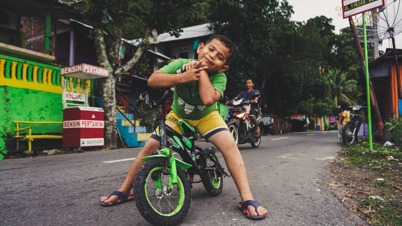 My Family and Other Globalizers | The Kahlil Gibran in every child