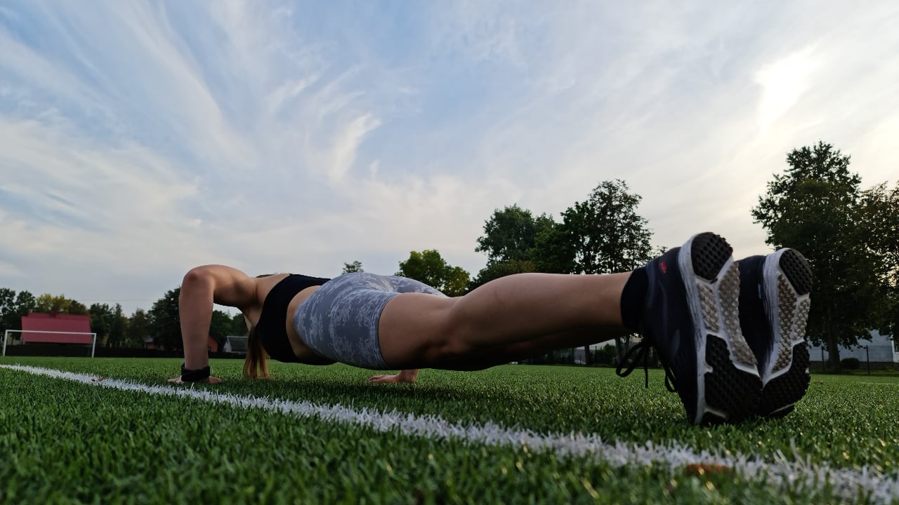 Fitness Planner | Push-ups: How to do, benefits and who can do this basic but tough exercise