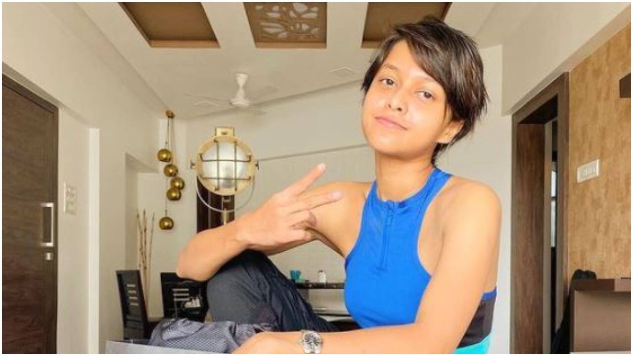 SIN O'HAIR - She doesn't need an introduction.. our very own Sasha Chettri  AKA Airtel 4g girl :D Ohh and you troll her?? We think that means she is  doing her job