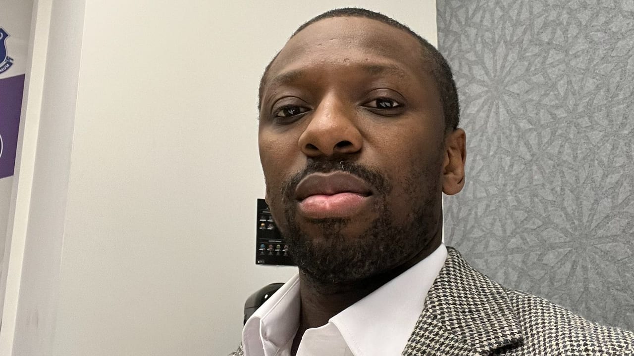 “Even if you don’t necessarily support Man City, you watch them for the way they play”: Shaun Wright-Phillips
