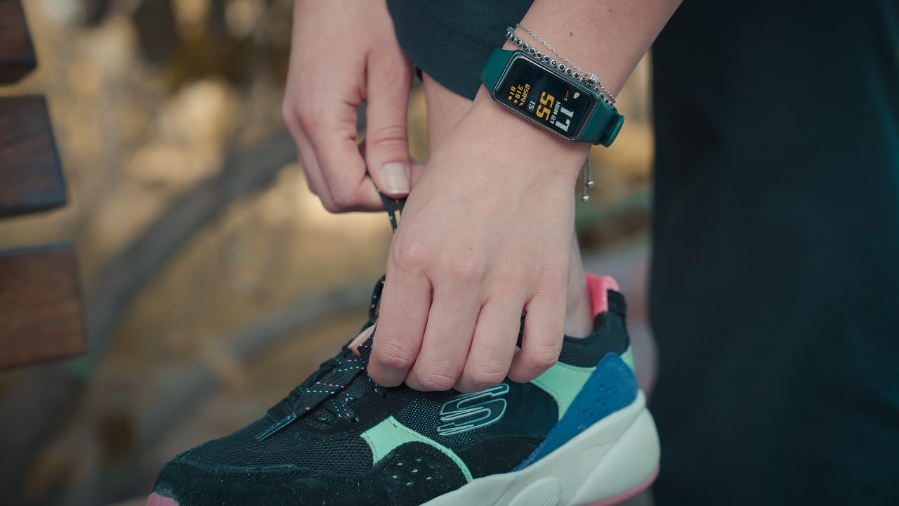 Fitness Planner | 10,000 steps: benefits, myth vs reality and where the number came from