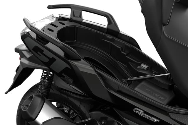 2020-BMW-C-400-GT-First-Look-scooter-urban-mobility-gran-turismo-11