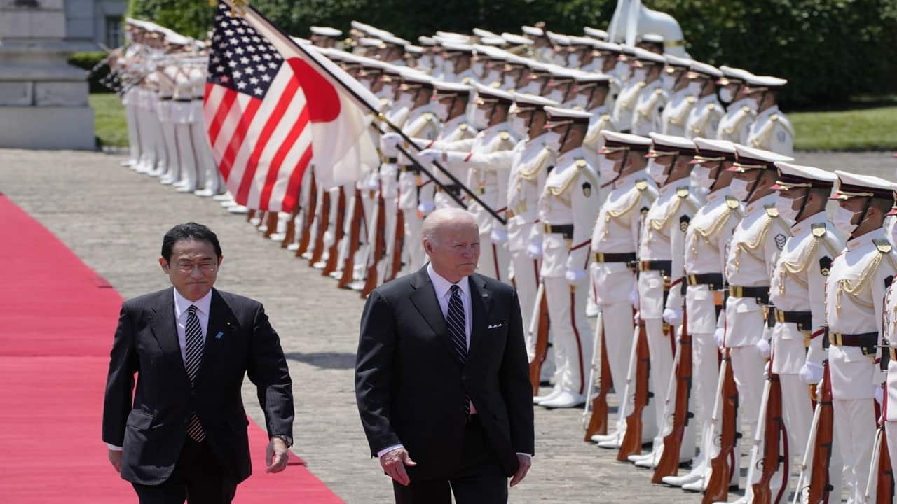 US unveils 13-nation economic pact to assert Asia leadership
