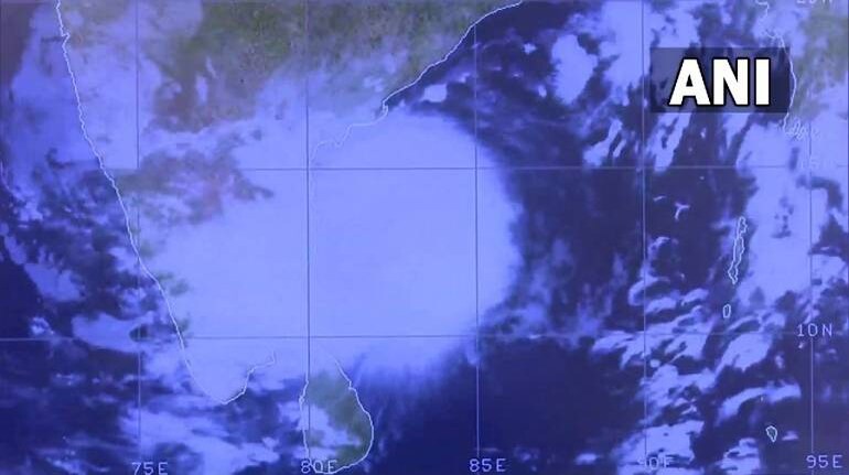 IMD monsoon forecast will provide clarity on El Nino, says Devendra Fadnavis