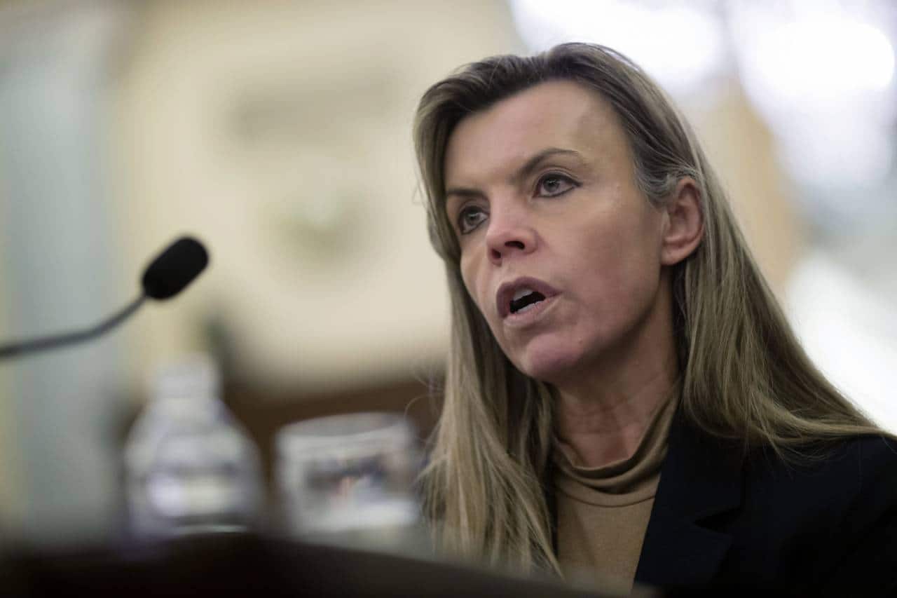 Apple hires 31-year Ford veteran Desi Ujkashevic to ramp up electric-car work