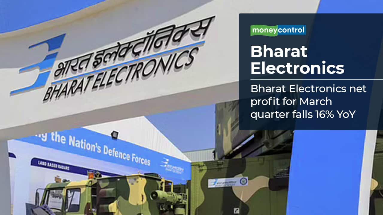  Bharat Electronics net profit for March quarter falls 16% . Bharat Electronics reported a 16 percent year-on-year drop in its net profit for the March quarter to Rs 1140 crore. Revenue for the quarter fell 9 percent from a year ago to Rs 6320 crore. According to a Bloomberg analysts poll, the firm expected to post a profit of Rs 1240 crore while revenue was expected at Rs 6370 crore. Total order book as on 1 April stood at Rs 57,570 crore.