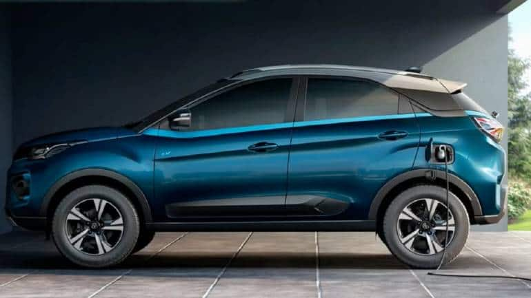 Tata nexon deals ev maximum range