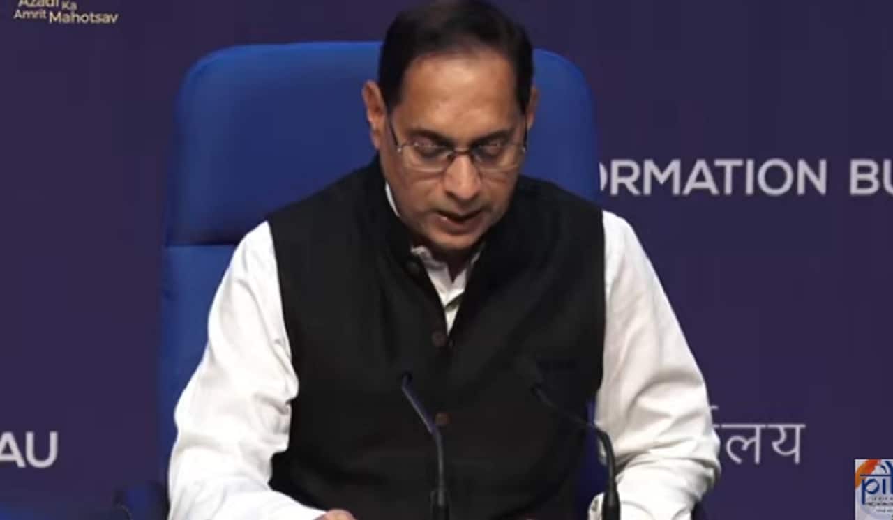RBI vetting process for IDBI Bank stake sale in advanced stage, says Dipam Secy RBI vetting process for IDBI Bank stake sale in advanced stage, says Dipam Secy