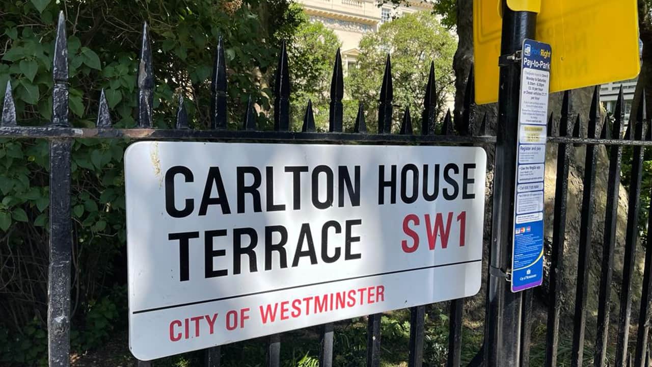 Hinduja brothers find a historical link to Buckingham Palace through their new London home Hinduja brothers find a historical link to Buckingham Palace through their new London home