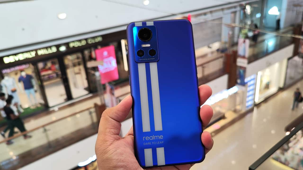 Realme GT Neo 3 review: How does the world's fastest charging phone shape  up?