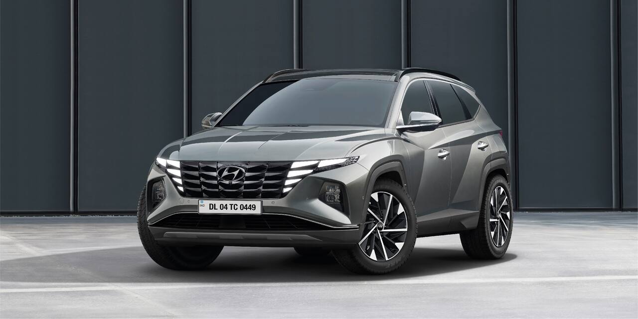 Automakers hitch a ride on SUVs as buyers dump hatchbacks and sedans