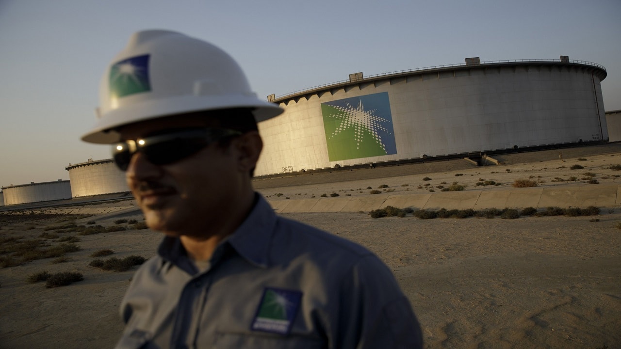 Saudi Aramco overtook American tech giant Apple as the world’s most valuable company, stoked by a surge in oil prices that is buoying the crude producer while adding to an inflation surge throttling demand for technology stocks. Aramco traded near its highest level on record on Wednesday, with a market capitalization of about $2.43 trillion, surpassing that of Apple for the first time since 2020. The iPhone maker fell 5.2 percent to close at $146.50 per share, giving it a valuation of $2.37 trillion.