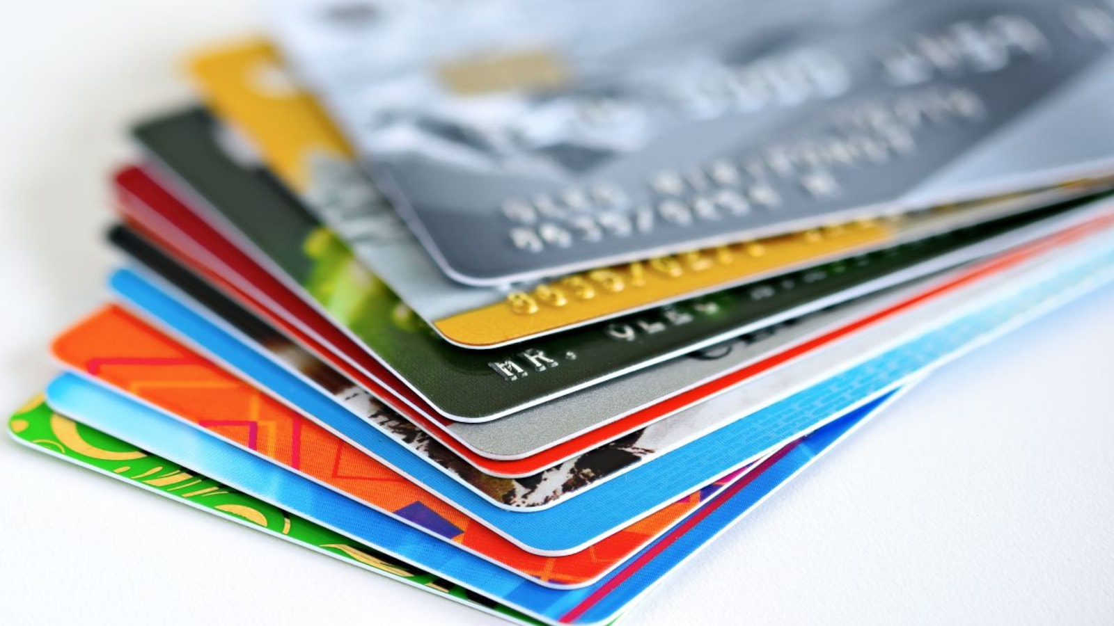 Banks step up credit card play ahead of festive season