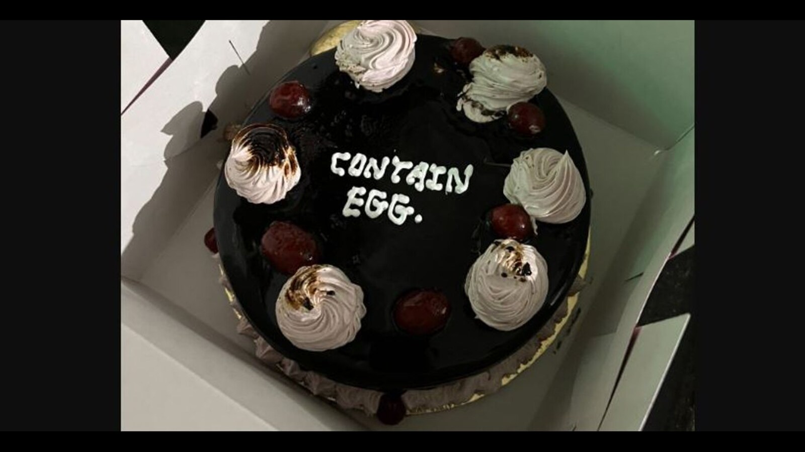 Contain egg': Twitter user shares hilarious message bakery wrote ...