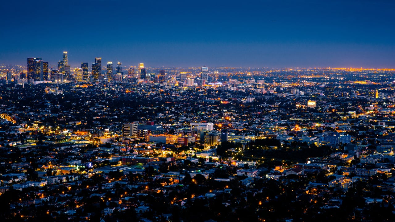 Studies show that night temperatures remain quite high in urban neighbourhoods while rural areas cool faster. (Representational image: Henning Witzel via Unsplash)