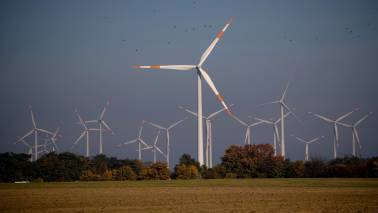 The rich-poor divide on clean power is getting wider The rich-poor divide on clean power is getting wider