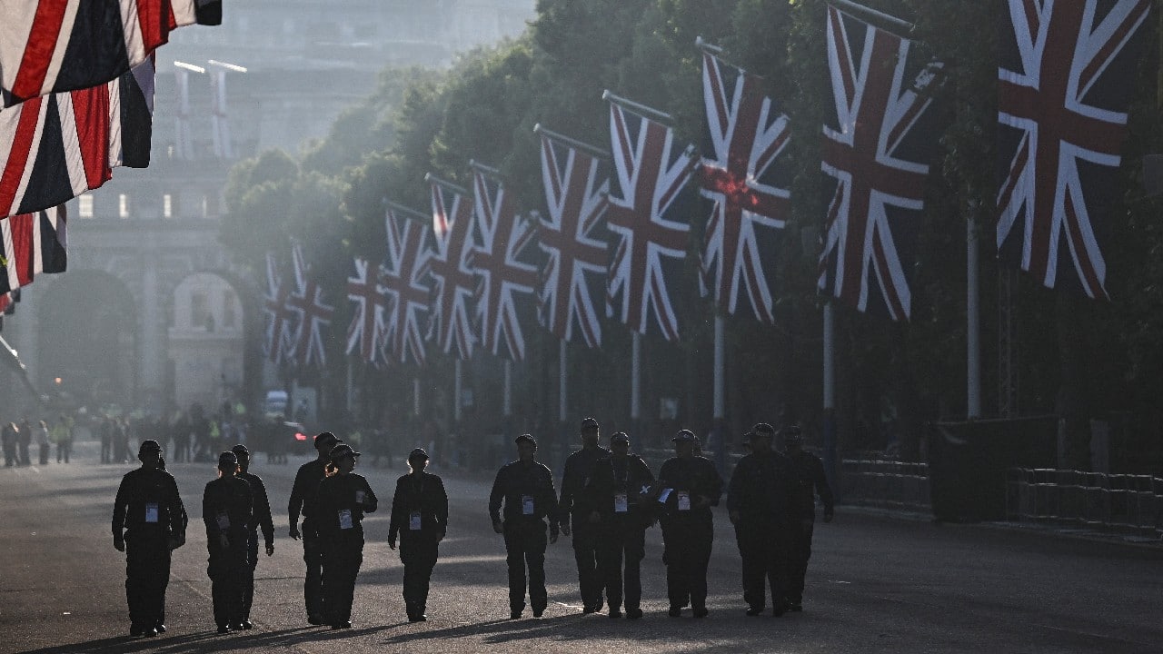 Security personnel patrol during the Queen's Platinum Jubilee celebrations in London, Britain, June 2. (Image: Reuters)