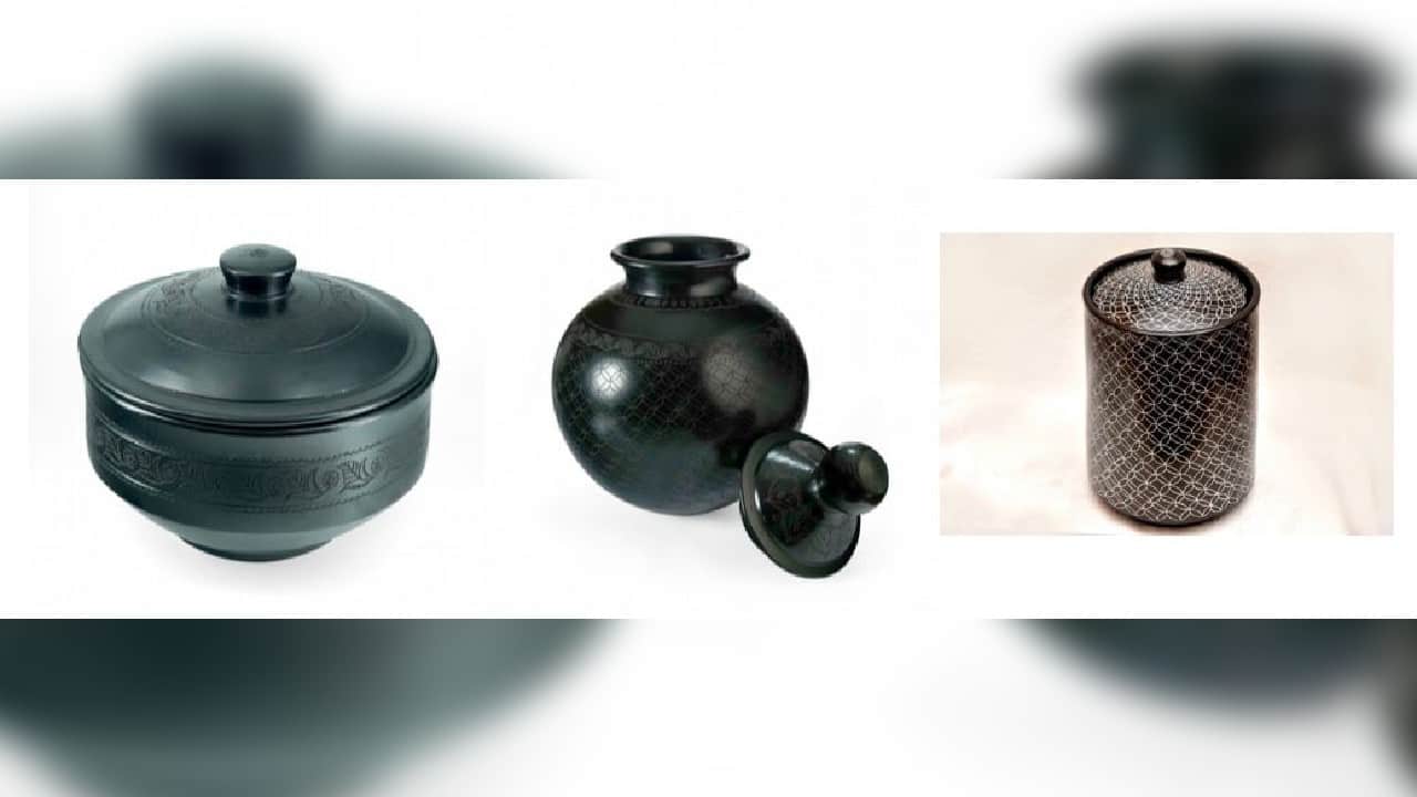 PM Modi gifted &lsquo;Black Pottery&rsquo; pieces to Japan&rsquo;s PM Fumio Kishida. The black pottery of Nizamabad, Uttar Pradesh uses a special technique to bring out black colours &ndash; while the pottery is inside the oven, it is ensured that there is no scope for oxygen to enter the oven and the heat level remains high. The glaze on the pottery comes from the high zinc content of the soil and the layer of mustard oil applied before firing the pottery. (Source: ANI)