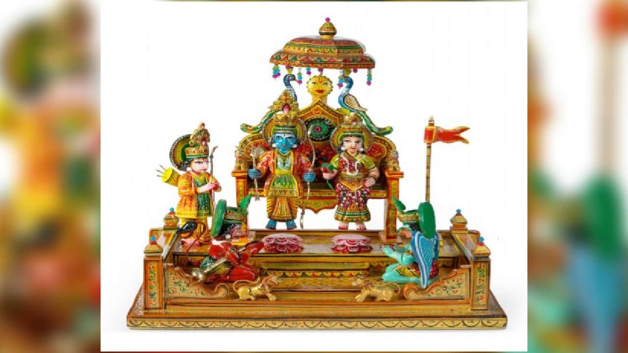 PM Modi gifted lacquerware &lsquo;Ram Durbar&rsquo; to Indonesia&rsquo;s President Joko Widodo. The GI-tagged lacquerware art-form has its roots in the temple town of Varanasi, Uttar Pradesh. This particular piece is made of Goolar wood. (Source: ANI) (With inputs from ANI)