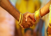 UP bride, dressed in wedding finery, chases runaway groom for 20 km