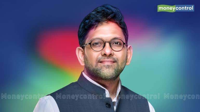 Kalpen Parekh bets on countercyclical investing, says past returns no guarantee for future success - Vimarsana News