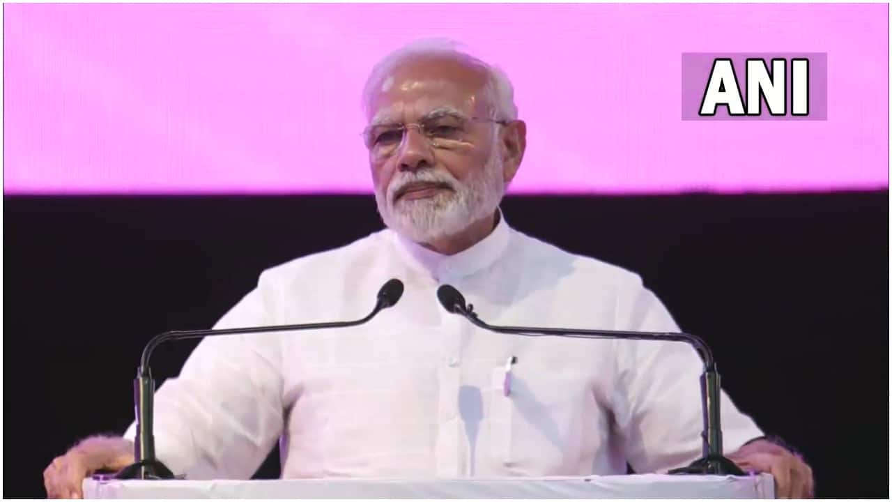India is committed to creating an environment of competition among districts for exports: PM India is committed to creating an environment of competition among districts for exports: PM