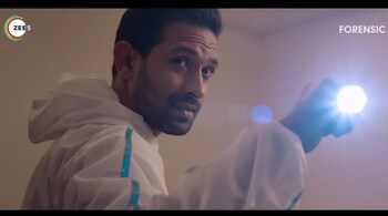 Vikrant Massey says he had to be mindful of details like the angle at which he held the UV torch in 'Forensic: The Truth Lies Within'. (Screen grab)