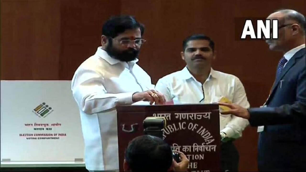Maharashtra CM Eknath Shinde votes in the 15th Presidential election. (Image: Twitter @ANI) (With inputs from PTI and ANI)