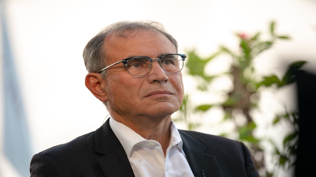 Shallow recession calls are ‘totally delusional,’ Nouriel Roubini warns