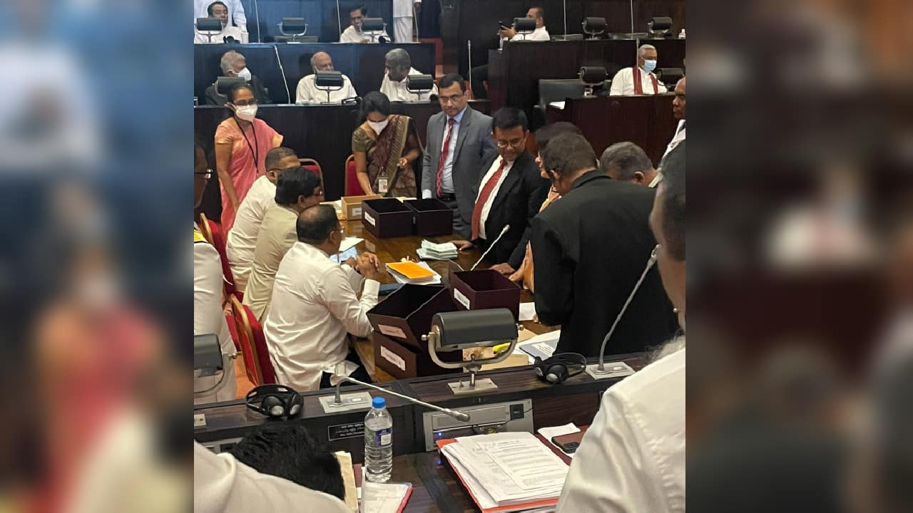 The vote of 134 lawmakers put Wickremesinghe ahead of former government minister Dullas Alahapperuma, who received 82 votes. The Marxist candidate had three. (Image: Twitter)