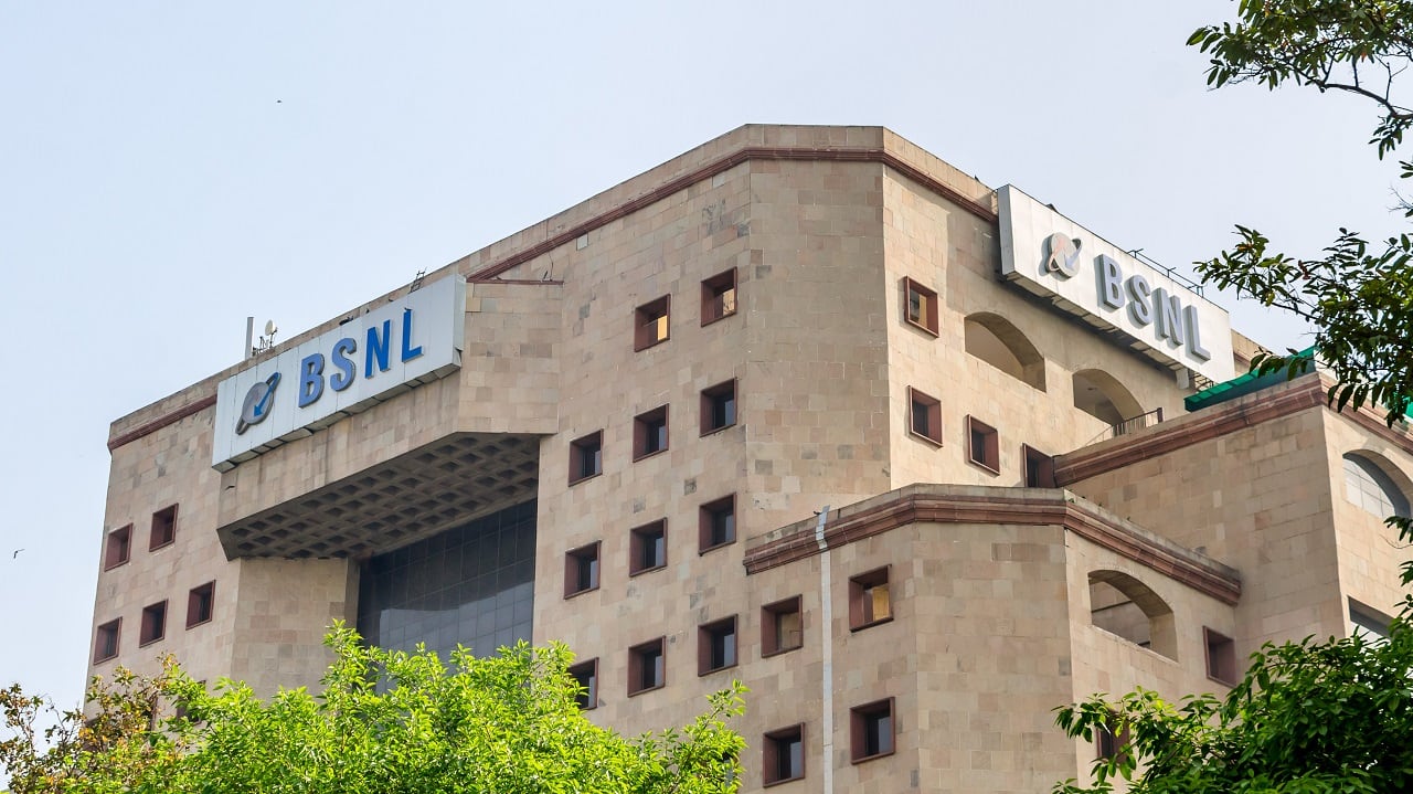 Cabinet approves Rs 89,047 crore third revival package for BSNL Cabinet approves Rs 89,047 crore third revival package for BSNL