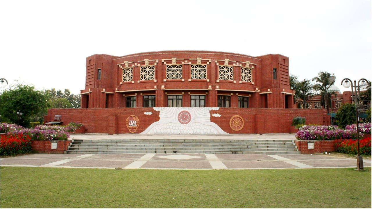 Indian Institute of Management (IIM) Lucknow