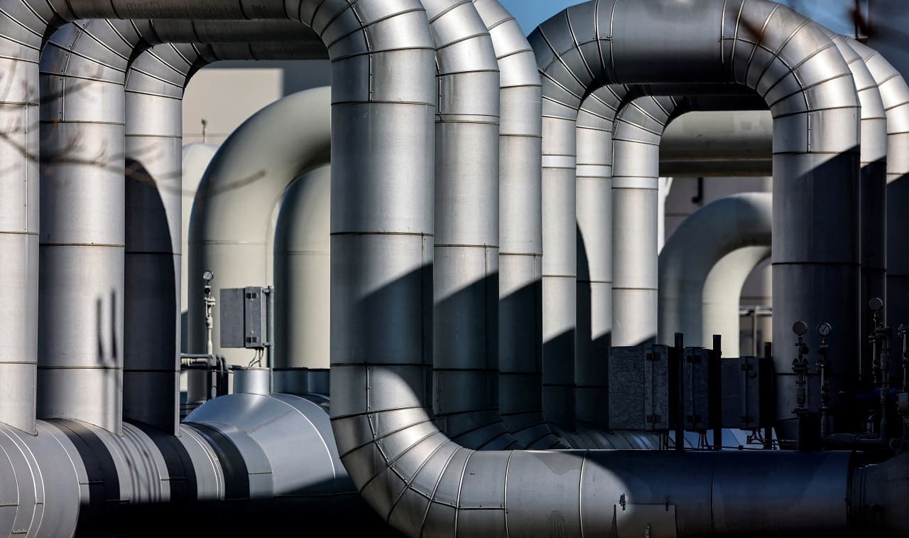Asia gas prices surge to highest since war began on fuel crunch