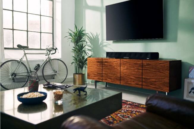 The Sennheiser AMBEO is a good looking soundbar, with a lacquered and brushed aluminium finish.
