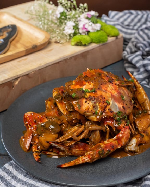 Singapore Chilly Sauce Crabs at Bastian