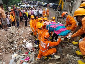 19 people lost their lives in a building collapse at Kurla. (Picture credits: NDRF)