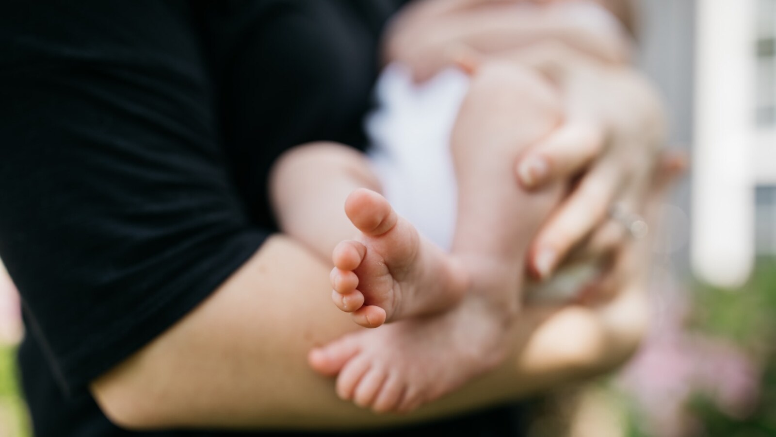 Bottle That New Baby Smell with The Frida Baby Fart Jar