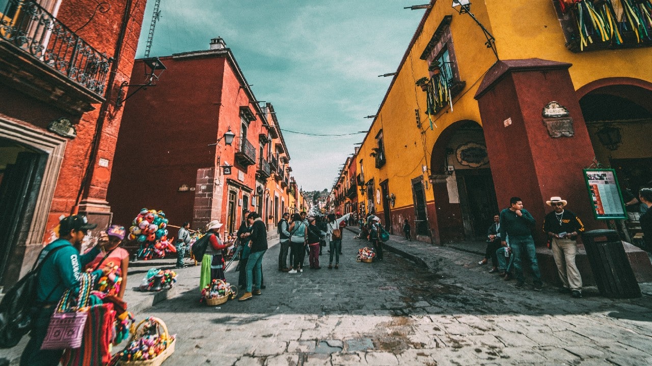 While countries from Curacao to Cape Verde have rolled out digital nomad visas for web-based wanderers, building and retaining a large, cosmopolitan talent base takes more than a beach and a wi-fi connection. In a world reshaped by infection, invasion and inflation, a clutch of cities is challenging the old order, luring companies and start-ups to burnish their credentials as a global city. From Dubai to bengaluru, a look at the six cities emerging as hotspots for expats. (Image: Unsplash)