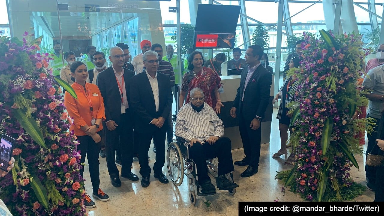 Rakesh Jhunjhunwala’s last public appearance at Akasa Air inaugural flight