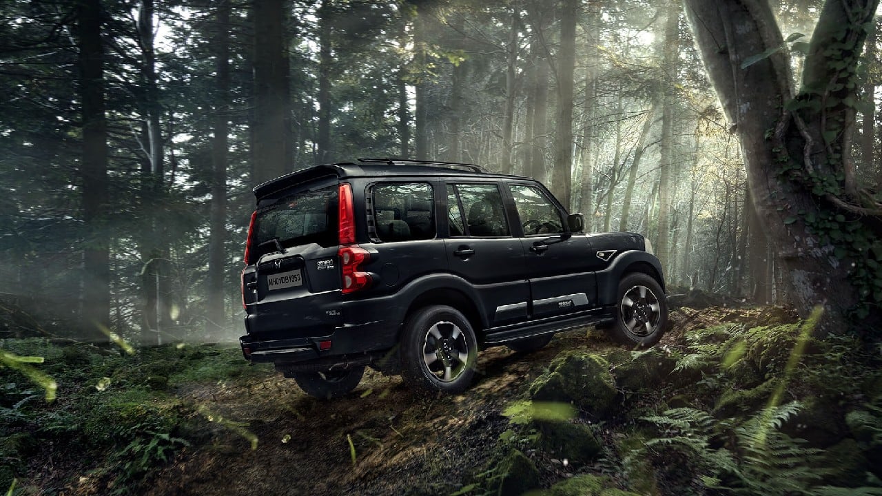 The Scorpio Classic will be available in five colours – Red Rage, Napoli Back, Dsat Silver, Pearl White and a newly introduced Galaxy Grey. (Image: Auto Mahindra)