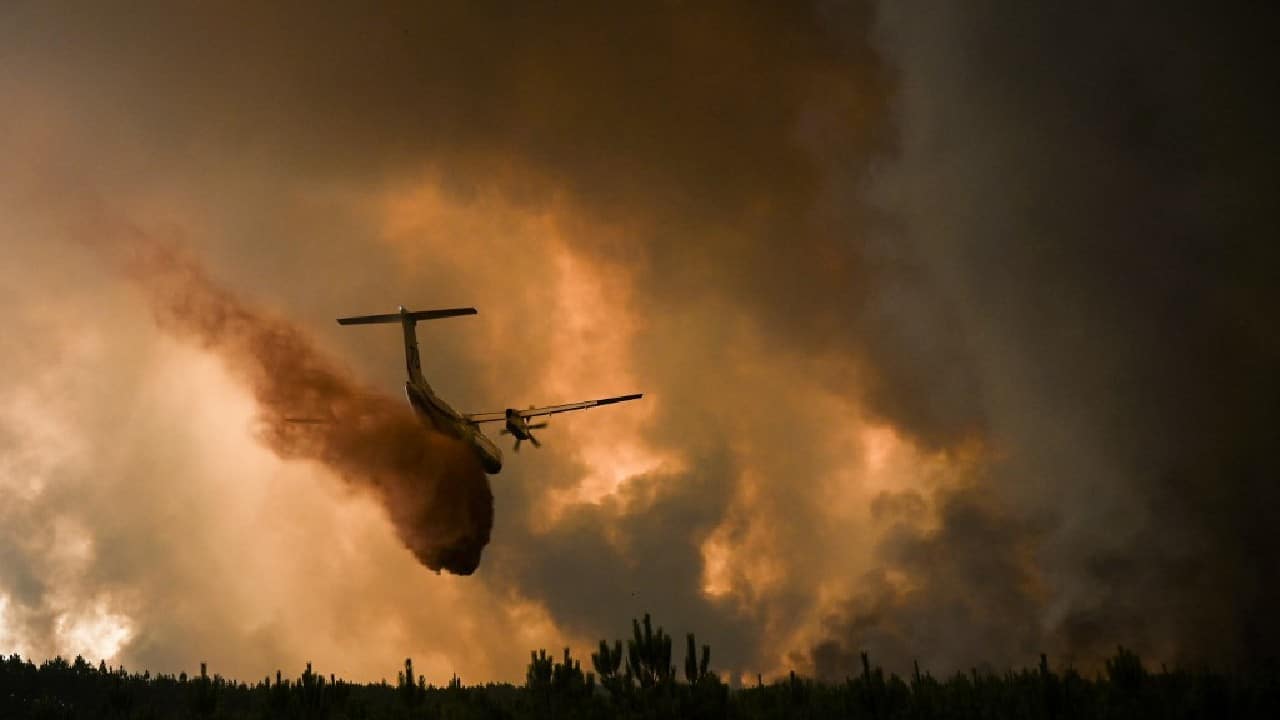 More than 60 square kilometers (23 square miles) have burned in the Gironde region and the neighboring Landes in the latest wildfire to erupt in a European nation as the continent swelters through a hot and dry summer. (Image: AFP)